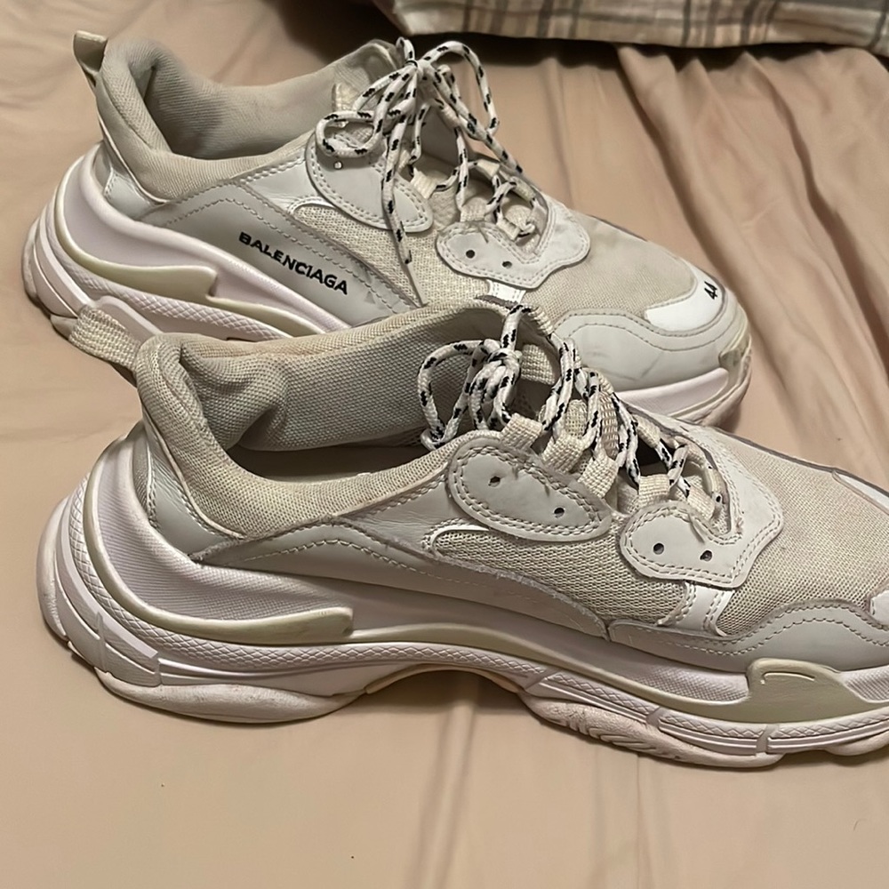Balenciaga triple S